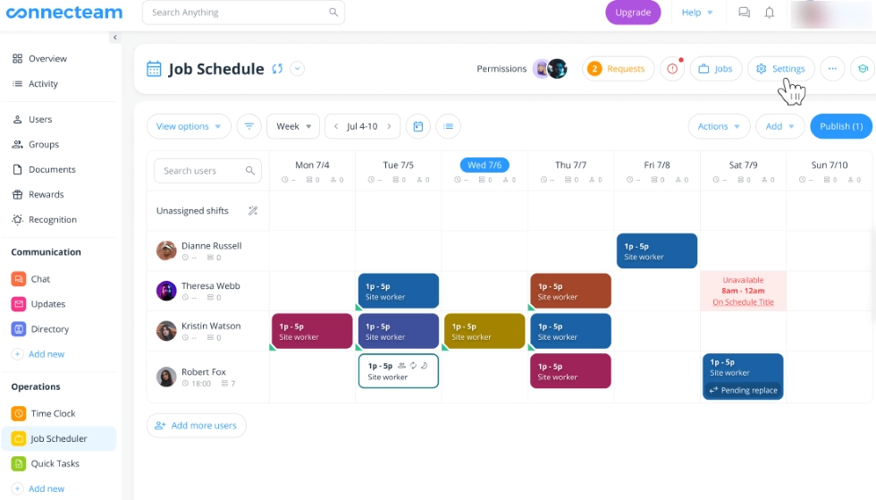 Connecteam employee monitoring interface.